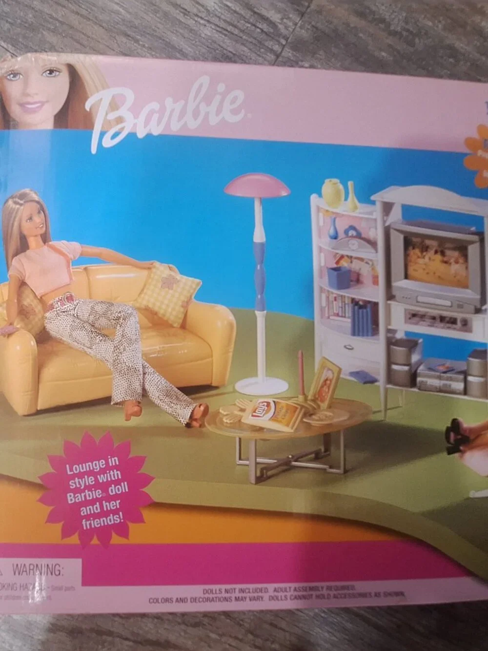 Vintage 1999 Barbie Light-Up Family Room Playset